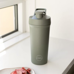 aya & Ida Shaker Bottle | Shakebeker | 750ml - Outdoor Food