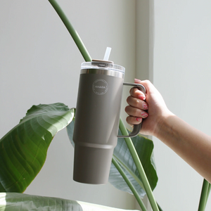 Aya & Ida Thermo Cup with Straw | Thermosbeker met Rietje | 885ml - Outdoor Food