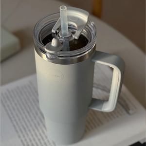 Aya & Ida Thermo Cup with Straw | Thermosbeker met Rietje | 885ml - Outdoor Food