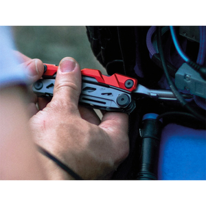 True Titanium Locking Multitool Clam