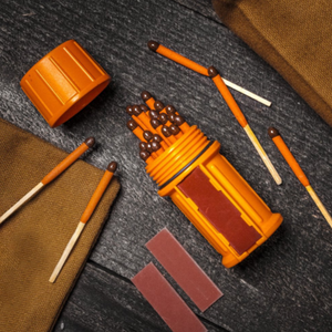 Uco Stormproof Matckit 2