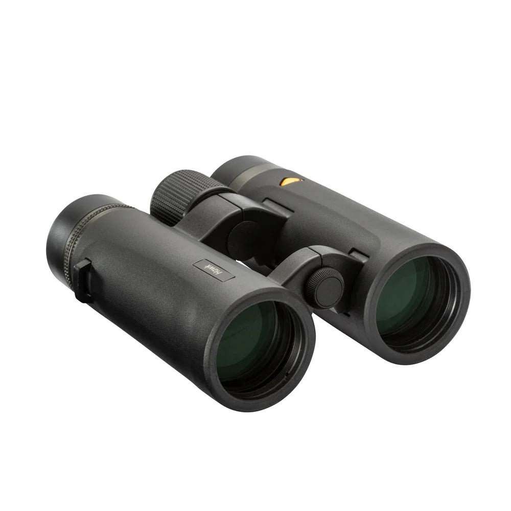 Bynolyt Hawk 10x42 waterdichte verrekijker met zwarte rubberen bekleding en open brug voor vogelspotten.