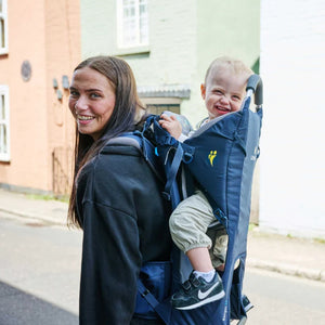 Little Life Ranger S3 Child Carrier kinderdrager in de kleur navy met een comfortabel draagsysteem en verstelbaar kinderzitje 5