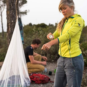 Care Plus • Deet Spray 50%, 60ml • Sterke Deet Spray - Outdoor Food