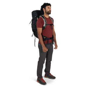 Osprey Stratos 34 Raven Black OS ademende zwarte heren wandelrugzak van 34 liter met AirSpeed rugpand