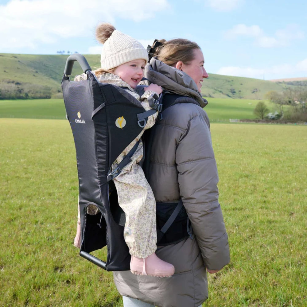 Ranger S3 Child Carrier kinderdrager in de kleur zwart met een comfortabel draagsysteem en verstelbare kinderzitje 6